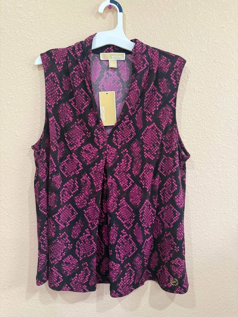Women's Large Micheal Kors shirt NEW